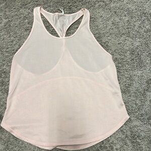 Under Armour tank size medium